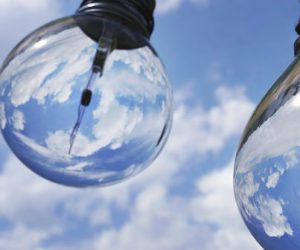 Des abat-jour revêtus d’un catalyseur capable de dépolluer l’air intérieur